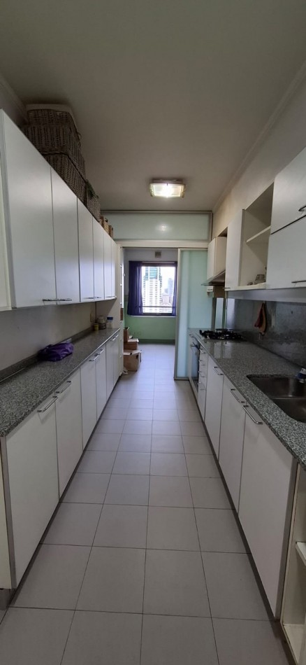 Departamento en venta 4 ambientes en Puerto Madero Torre River View piso alto 2 cocheras y 2 bauleras