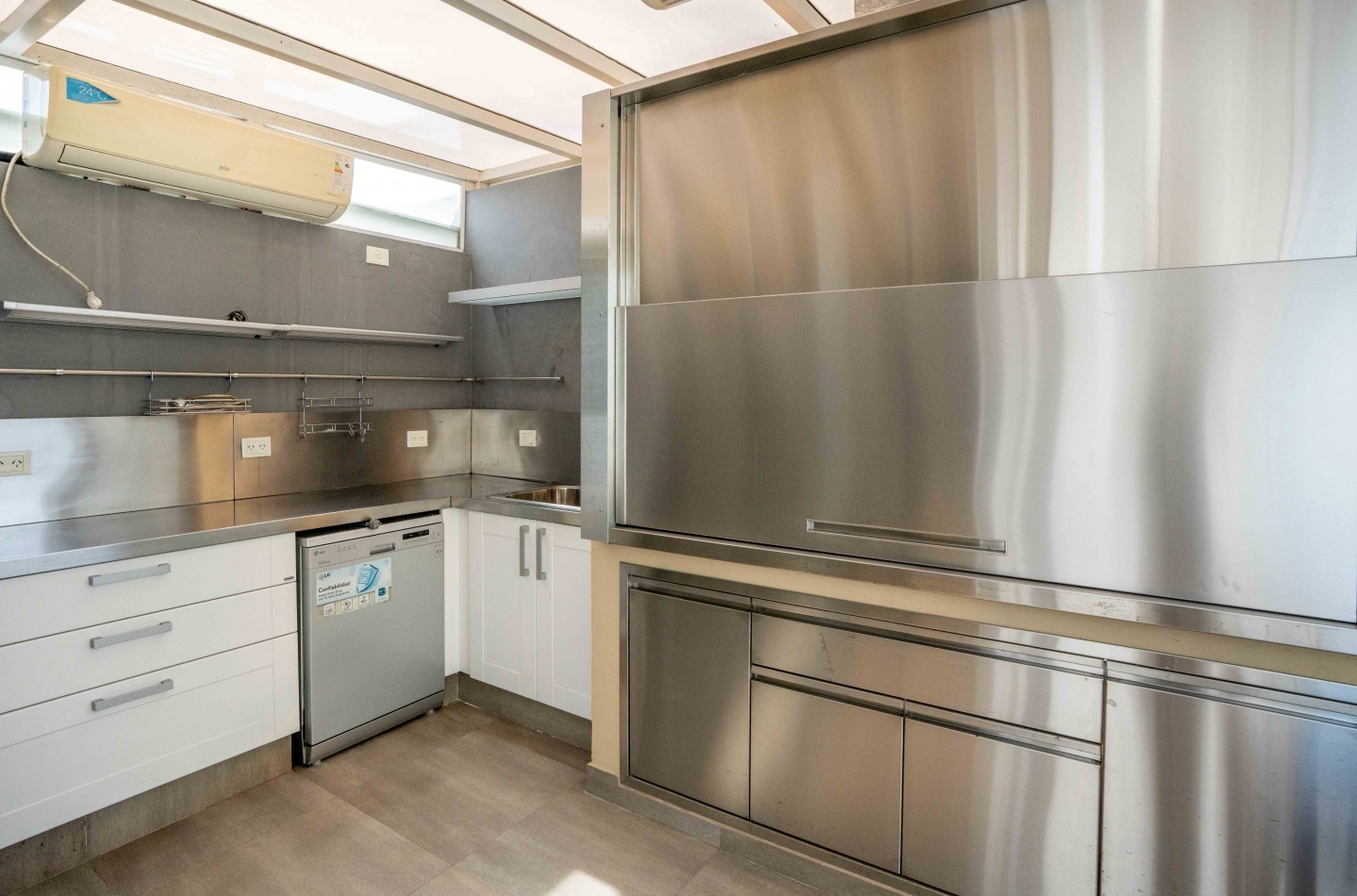 Triplex en Venta en Los Molinos Disctrict Building Faena Exclusivo y unico con quincho vidriado y parrilla privada