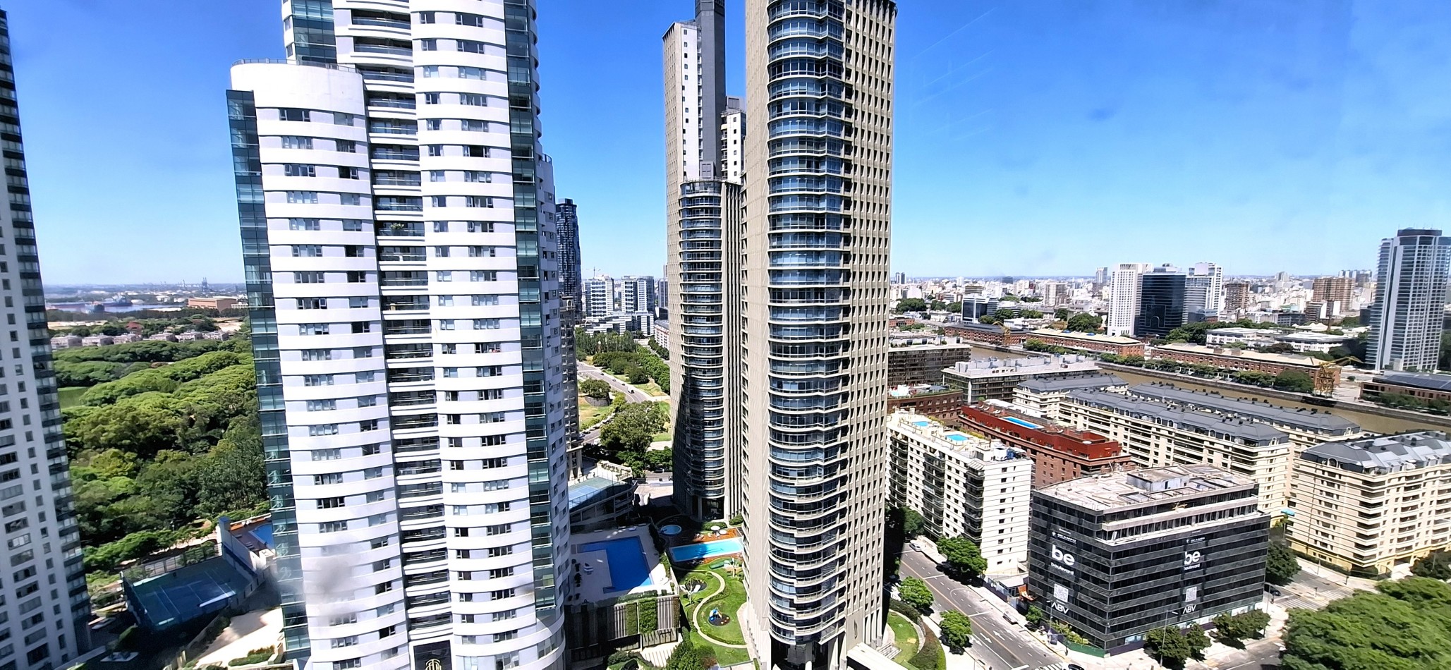 Departamento en venta 2 ambientes en Puerto Madero Torres Le Parc Piso alto Lindisimo