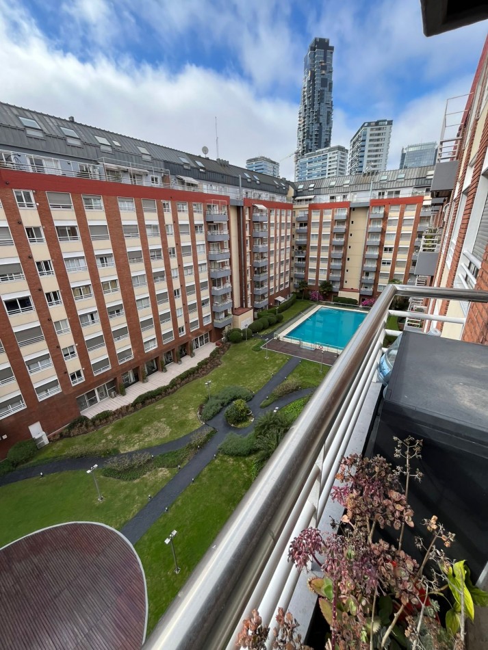 Departamento en alquiler 2 ambientes 1 dormitorio sin muebles ubicado en el complejo Terrazas de Puerto Madero