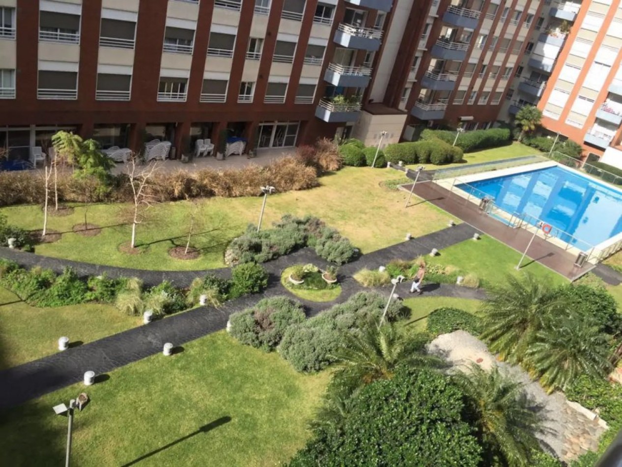 Departamento en alquiler 2 ambientes 1 dormitorio sin muebles ubicado en el complejo Terrazas de Puerto Madero